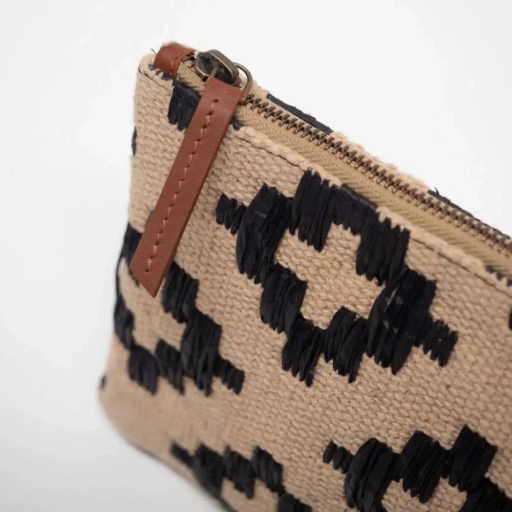 Clutches - FLEX raffia pattern pouch 25x17 cm - BED AND PHILOSOPHY
