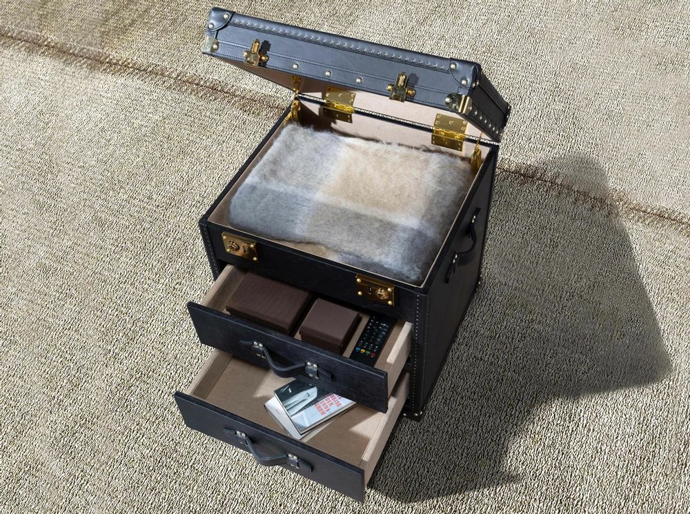 Storage boxes - Black leather trunk - ANGEL CERDÁ
