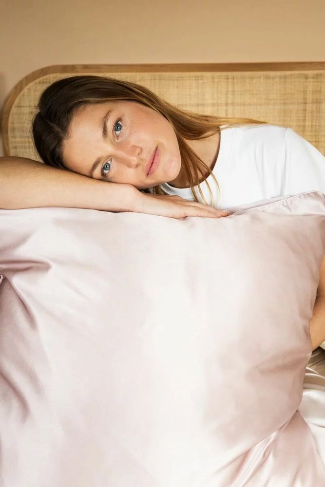 Bed linens - 100% Organic Pure Mulberry Silk Pillow Case - 65x65cm - EMILY'S PILLOW