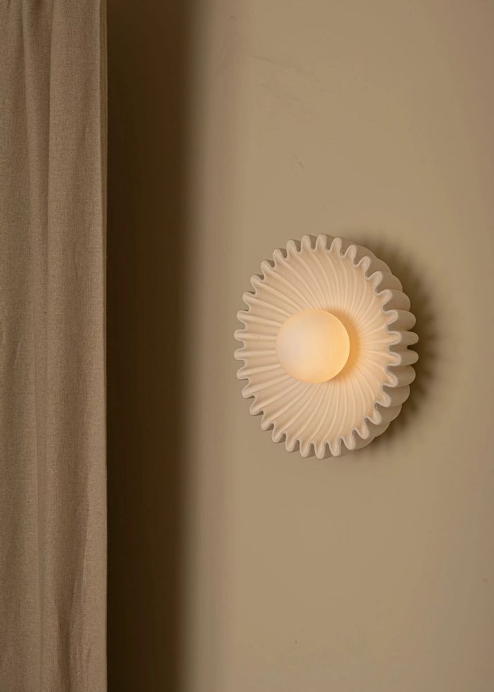 Appliques - Lampe murale Ostro, céramique écrue - SIMONE & MARCEL