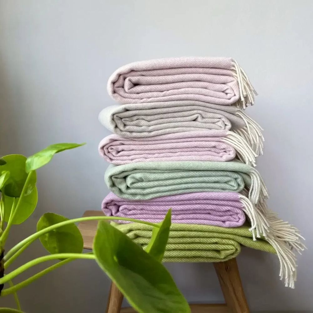 Throw blankets - Wool blanket plaid, Uni Pink - WOOL ONLY BY JOWOLLINA