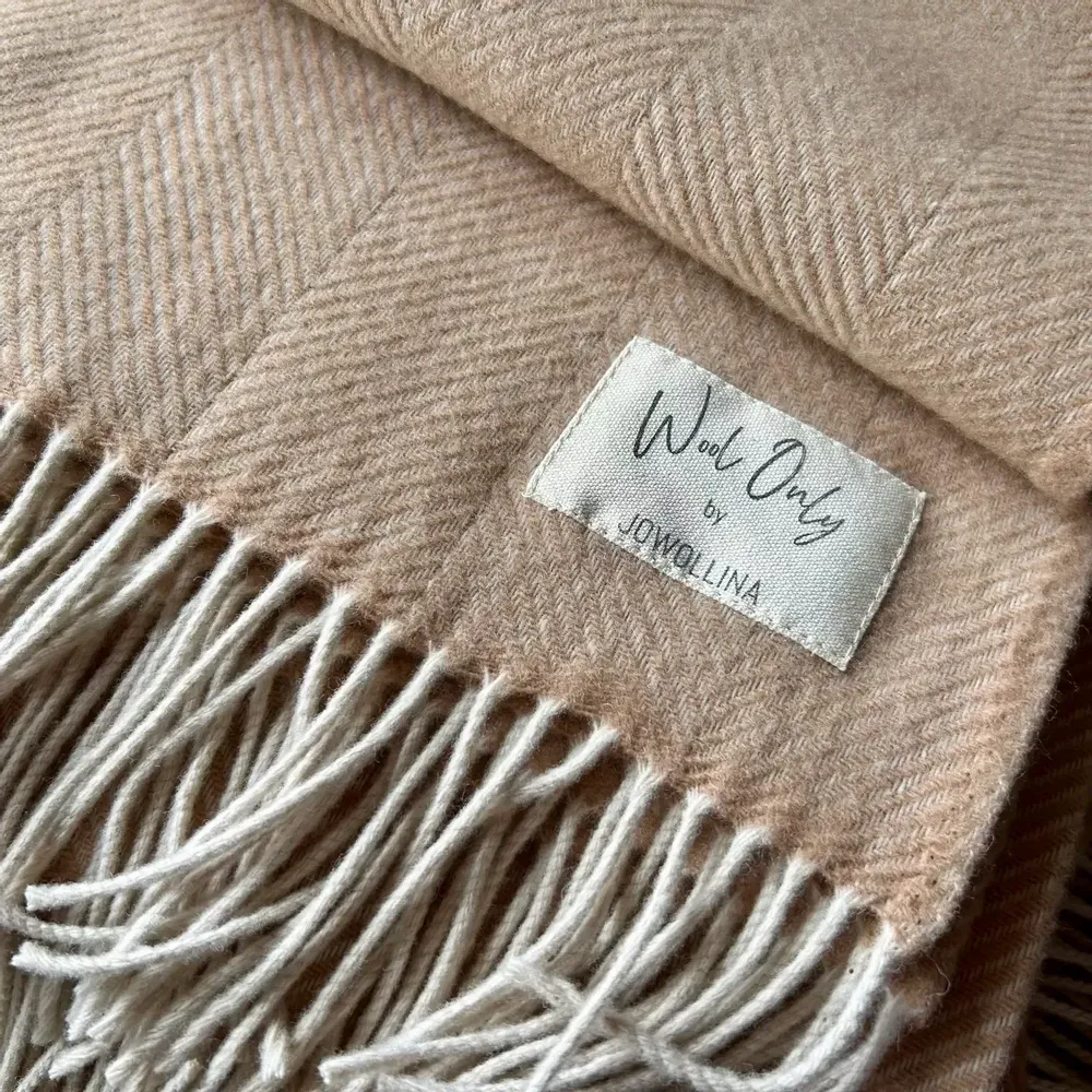 Plaids - Plaid couverture en laine, Herringbone Camel Naturel - WOOL ONLY BY JOWOLLINA