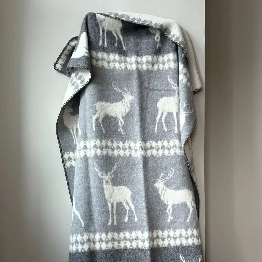Plaids - Plaid couverture en laine, Cerf Gris - WOOL ONLY BY JOWOLLINA