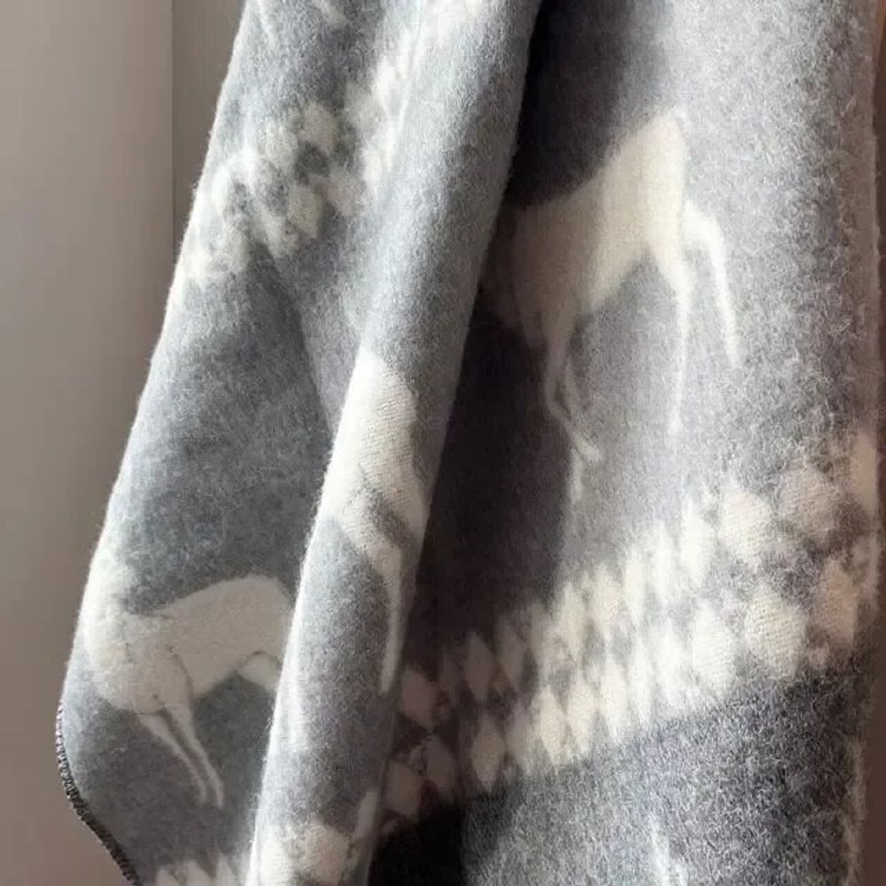 Plaids - Plaid couverture en laine, Cerf Gris - WOOL ONLY BY JOWOLLINA