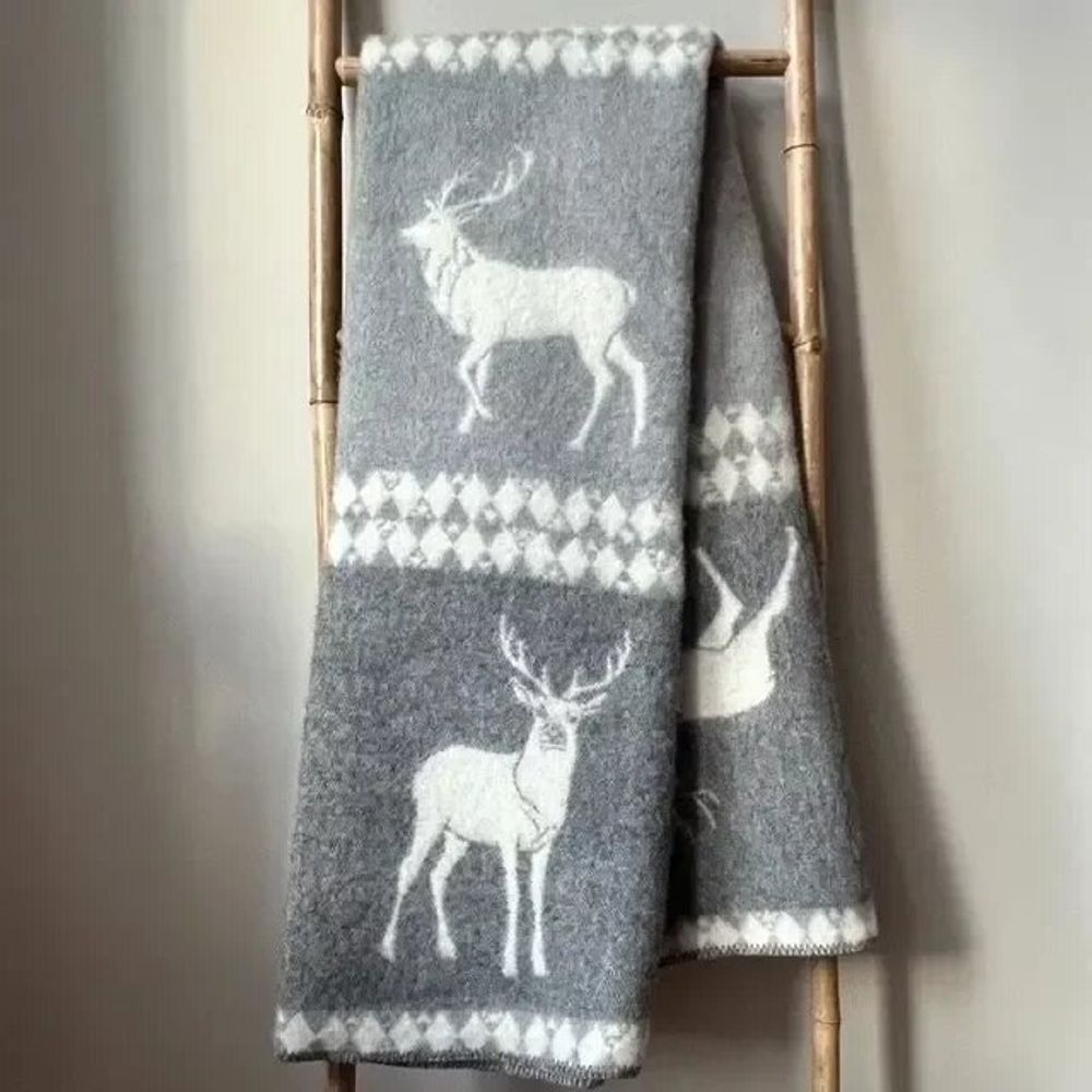 Plaids - Plaid couverture en laine, Cerf Gris - WOOL ONLY BY JOWOLLINA