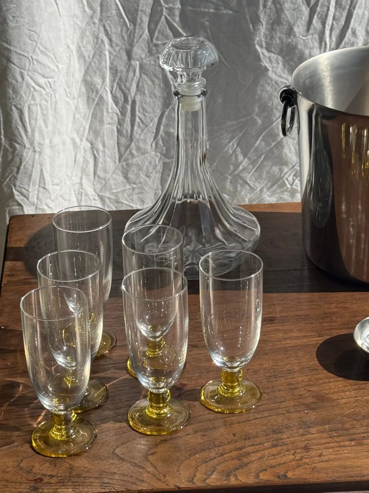 Verres à pied - 6 verres longs pied boule jaune - OFFICE OBJETS