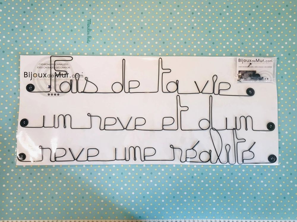 Autres décorations murales - Déco Murale Chambre - Citation "Fais de ta vie un rêve,..." - BIJOUX DE MUR
