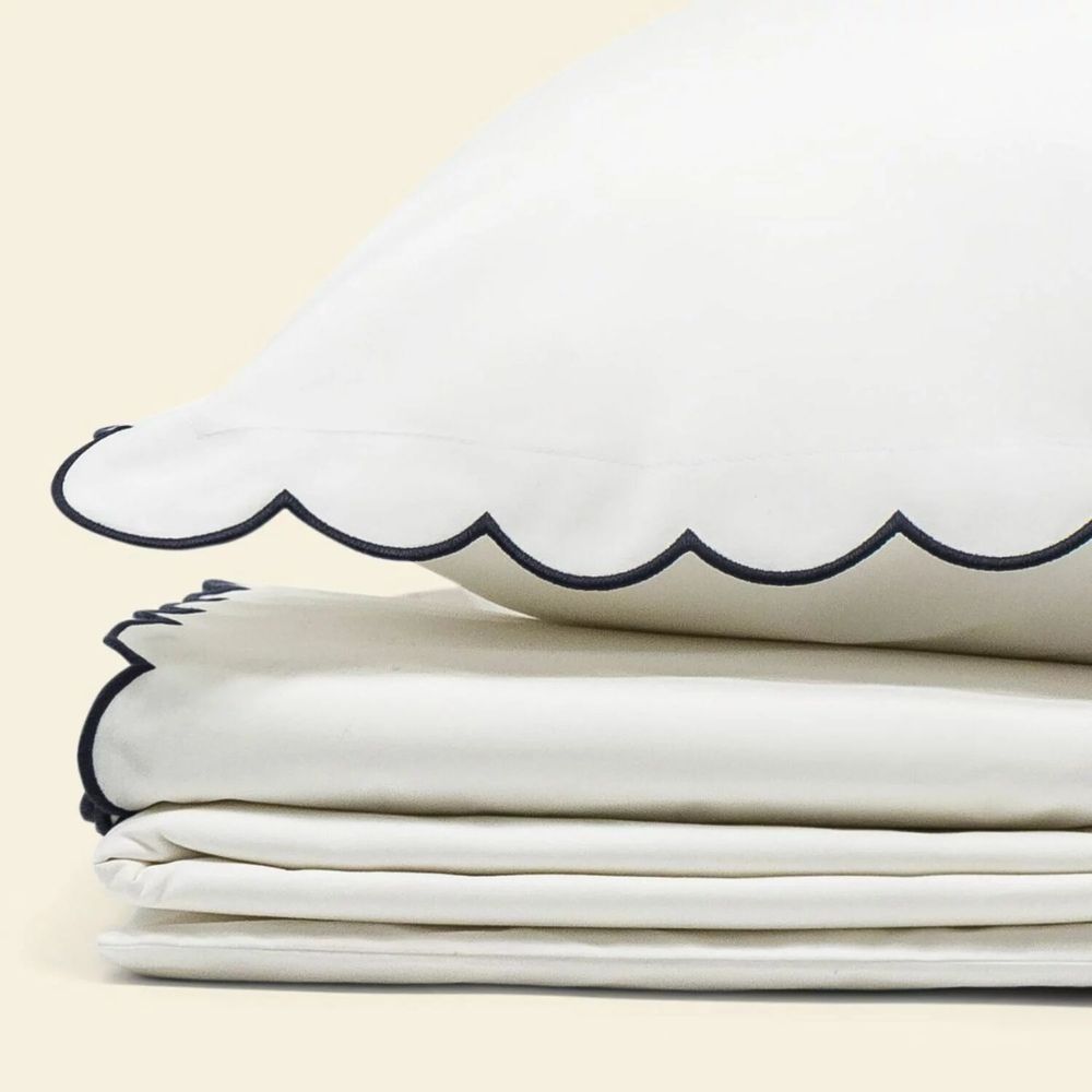 Bed linens - Scalloped bed linen - TOMÈTE