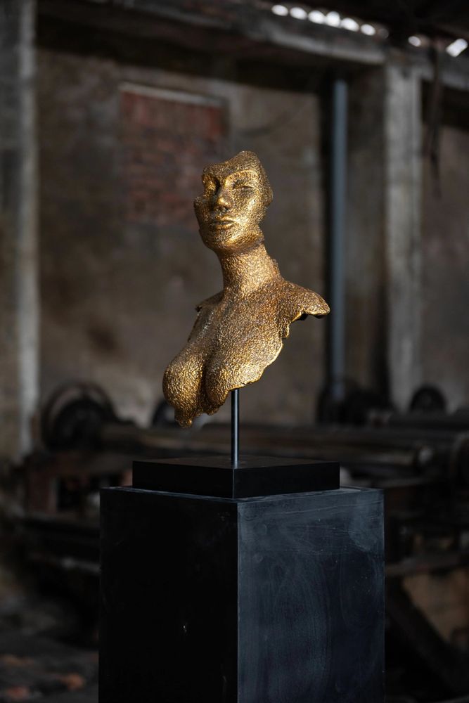 Sculptures, statuettes et miniatures - Donna Gold, Sculpture Fait Main Interieur Design - DV DESIGN