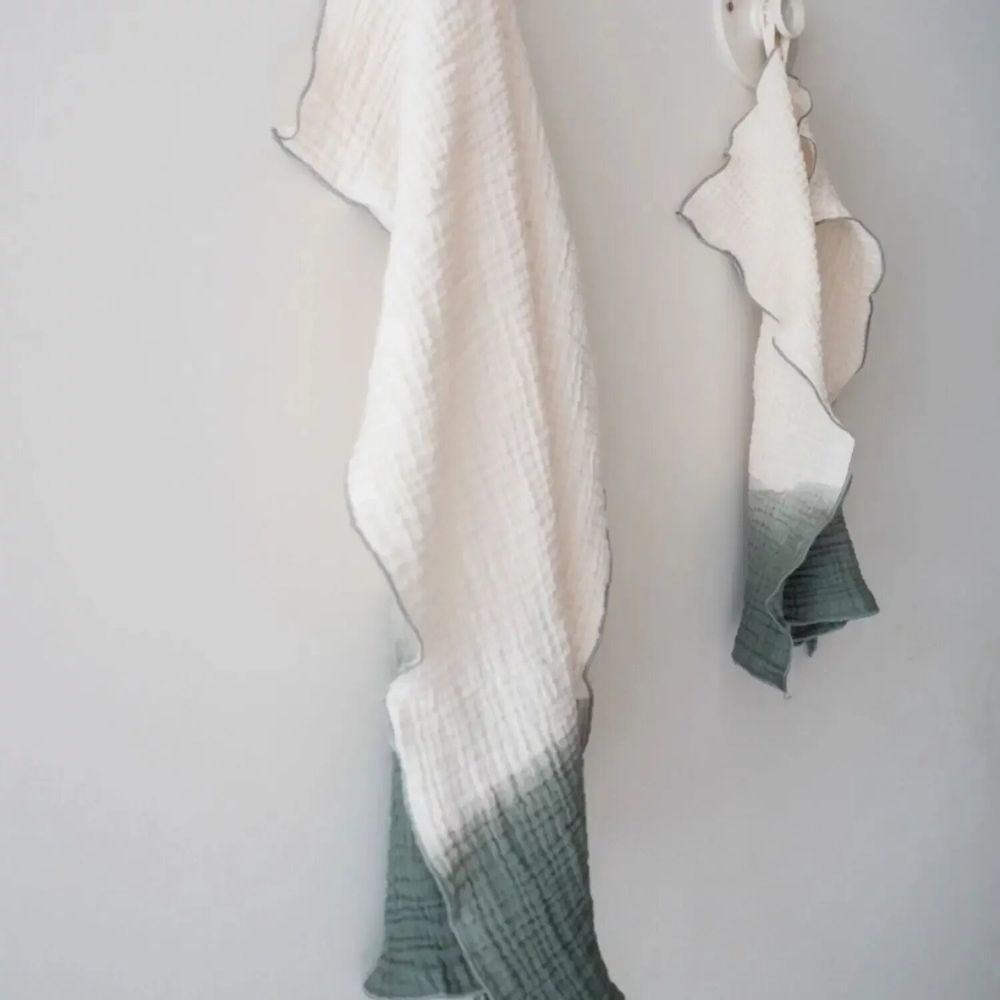 Serviettes de bain - Serviette en quadruple gaze de coton PHILO1 30x45 cm - BED AND PHILOSOPHY