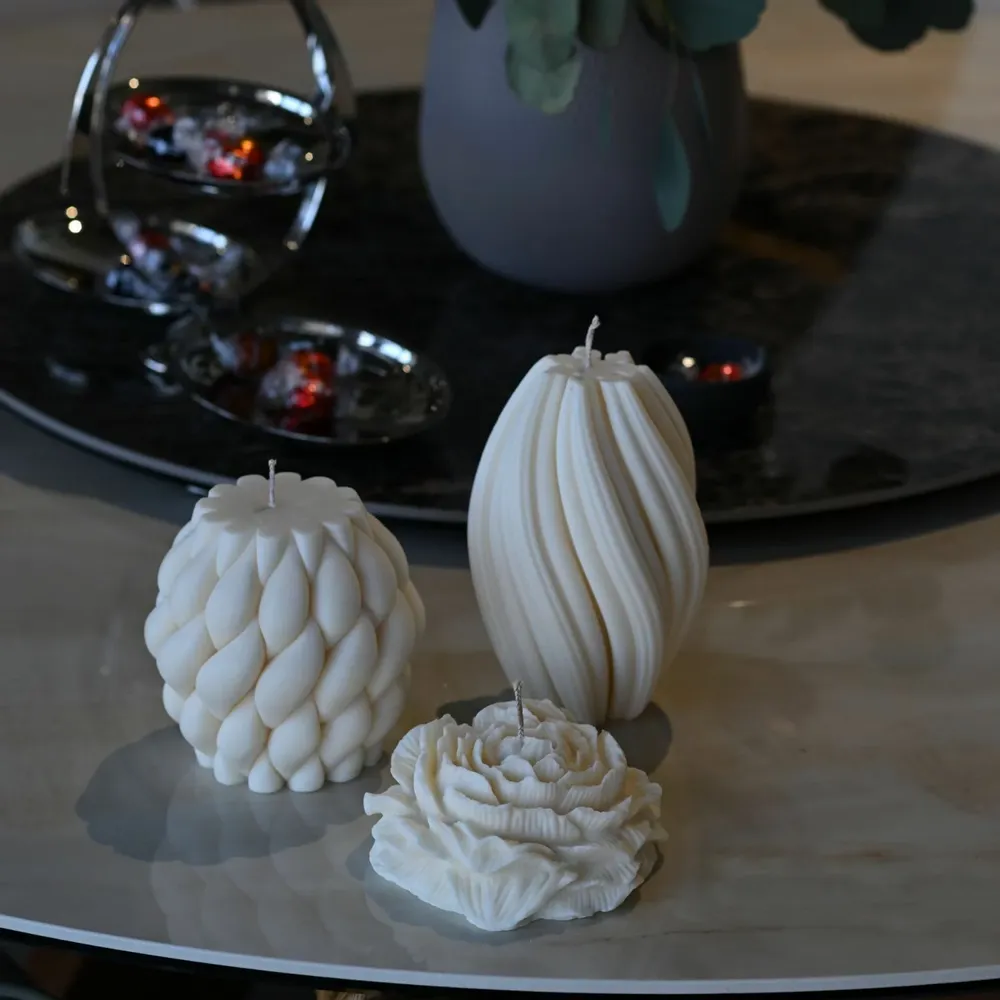 Bougies - Bougie Sculpturale Twirl – Forme Courbée Géométrique - QUIET