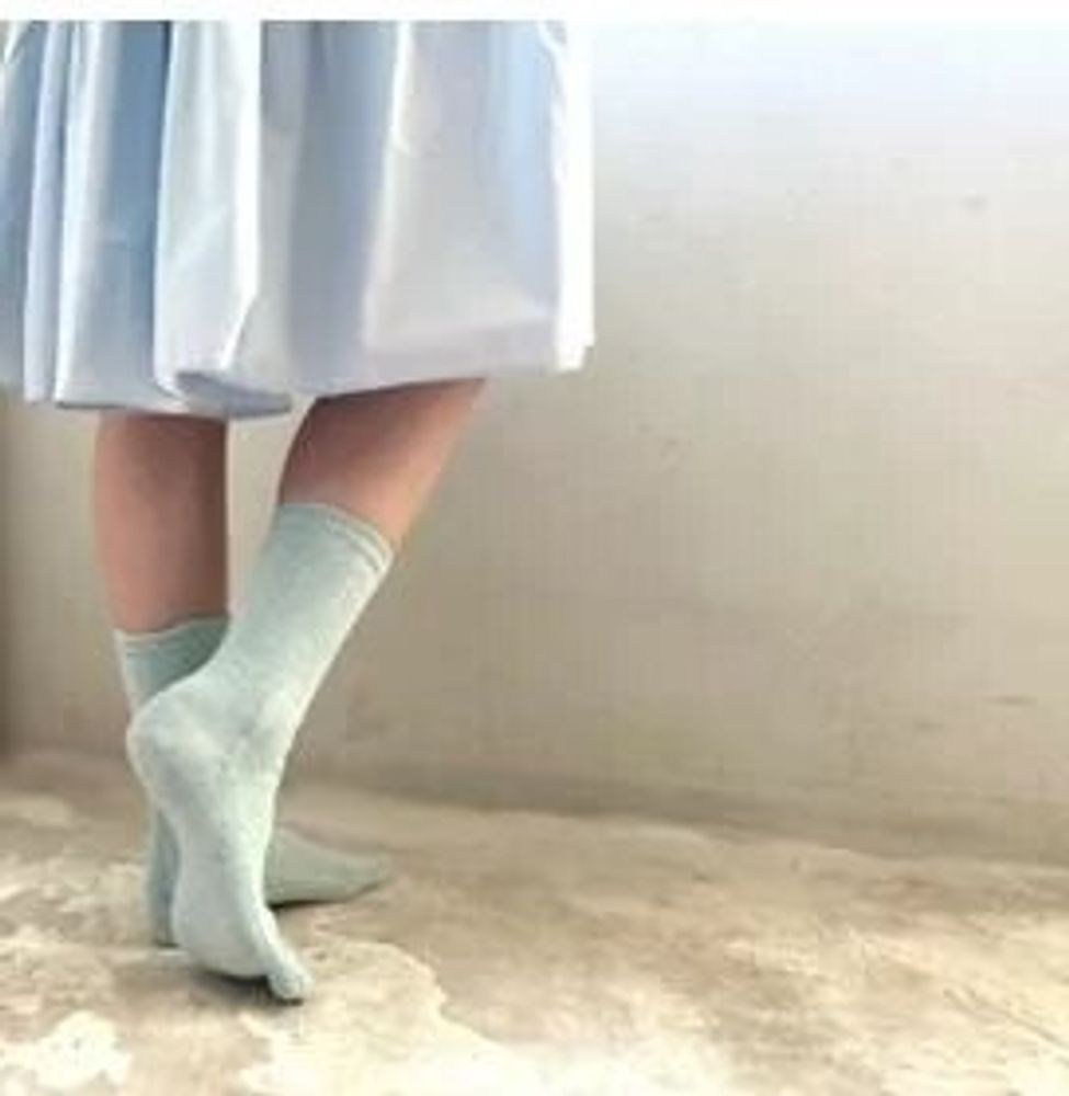 Chaussettes - Chaussettes femmes 5 orteils, taille haute en soie naturelle - YUITO CO. LTD