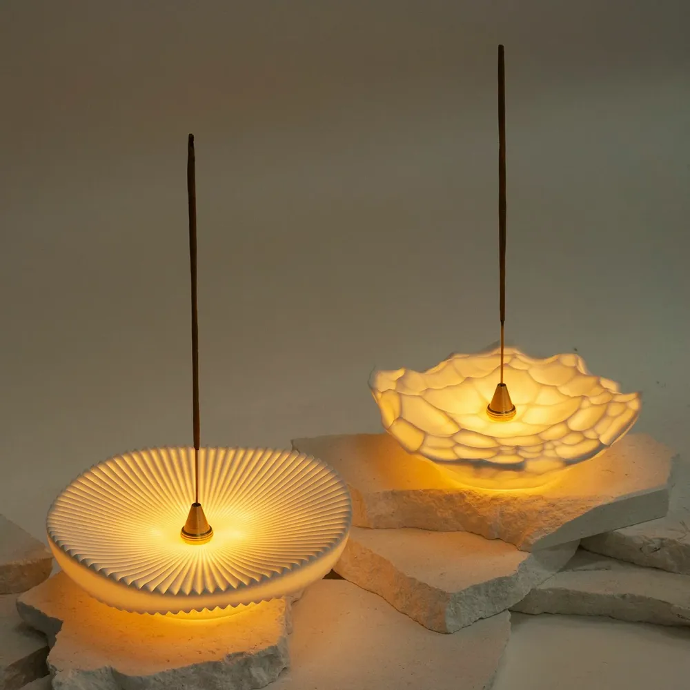Table lamps - Incense Holder Light - made of ceramic - WOOSM