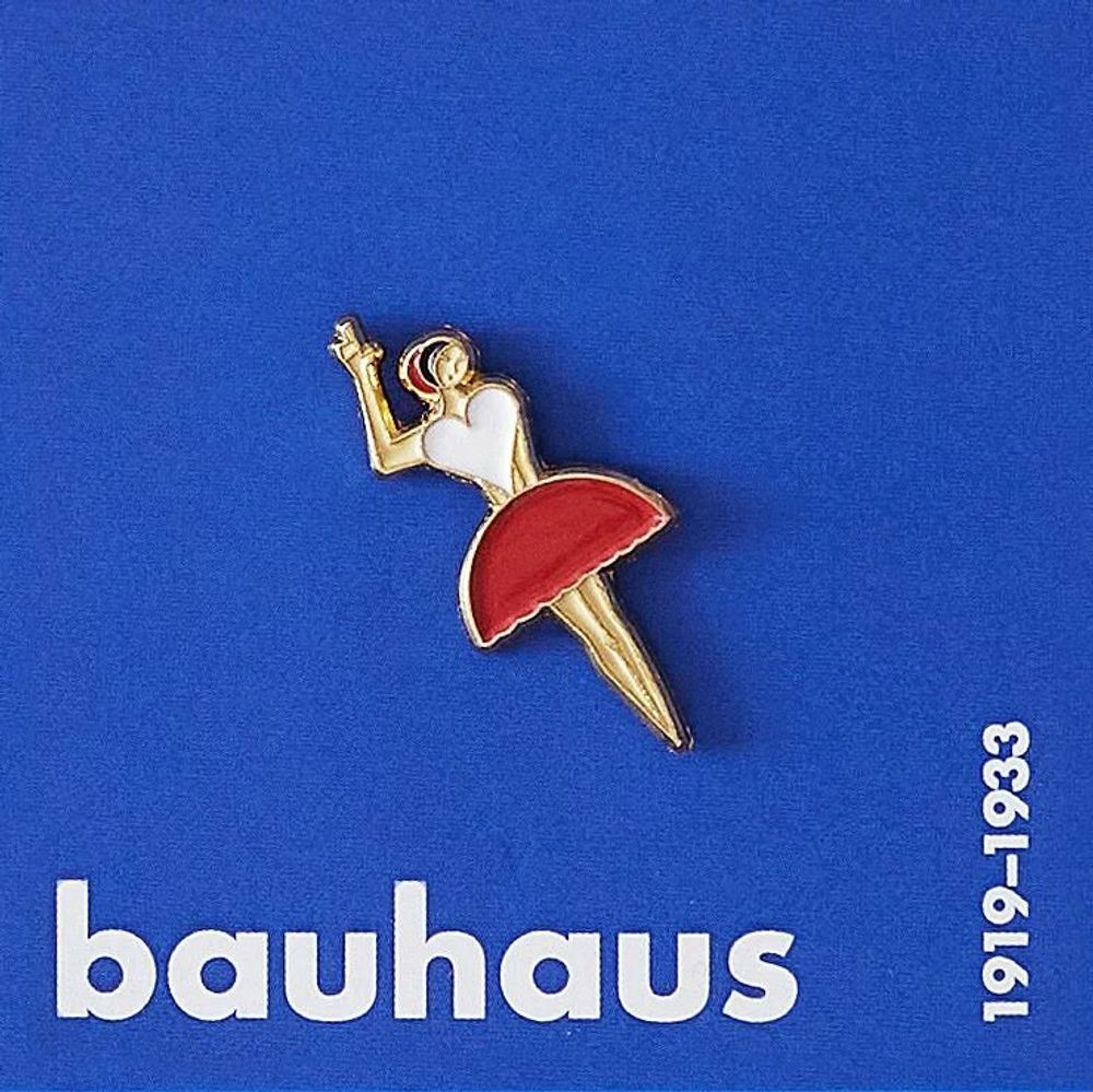 Brooches - Pin Poster Last Things - PINPINPIN.IT