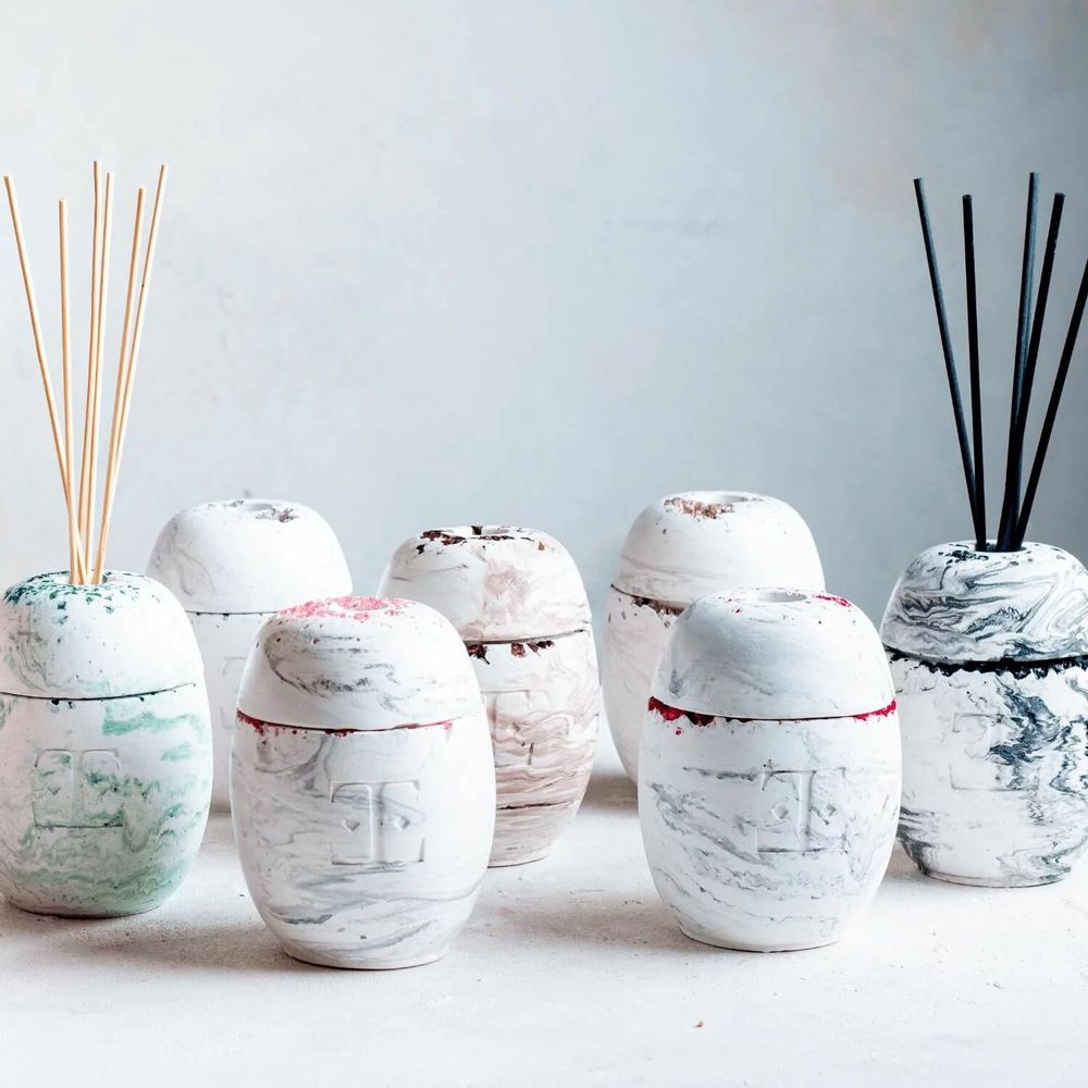 Scent diffusers - Antique Gold - Reed Diffuser Set - ESTI LIVING
