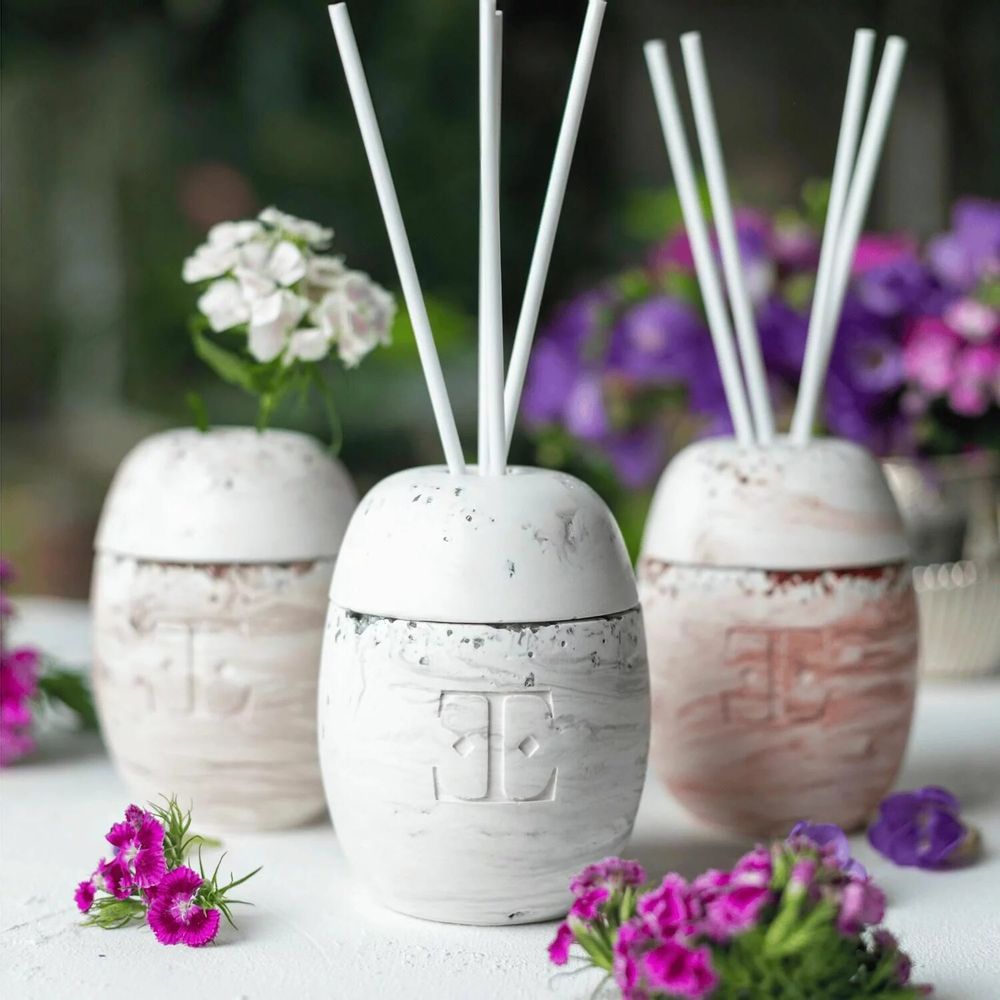 Scent diffusers - Silver Muse - Reed Diffuser Set - ESTI LIVING