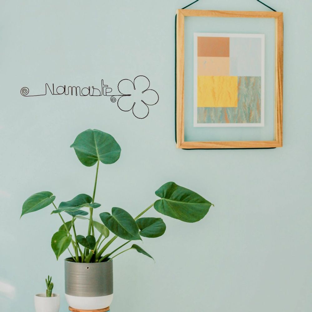 Other wall decoration - Daisy Flower - "Namaste" - Wire Wall Decoration - BIJOUX DE MUR