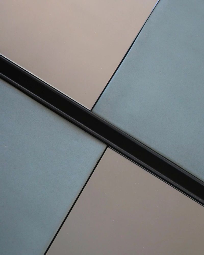 Mirrors - MINEO II - ORRE STUDIO