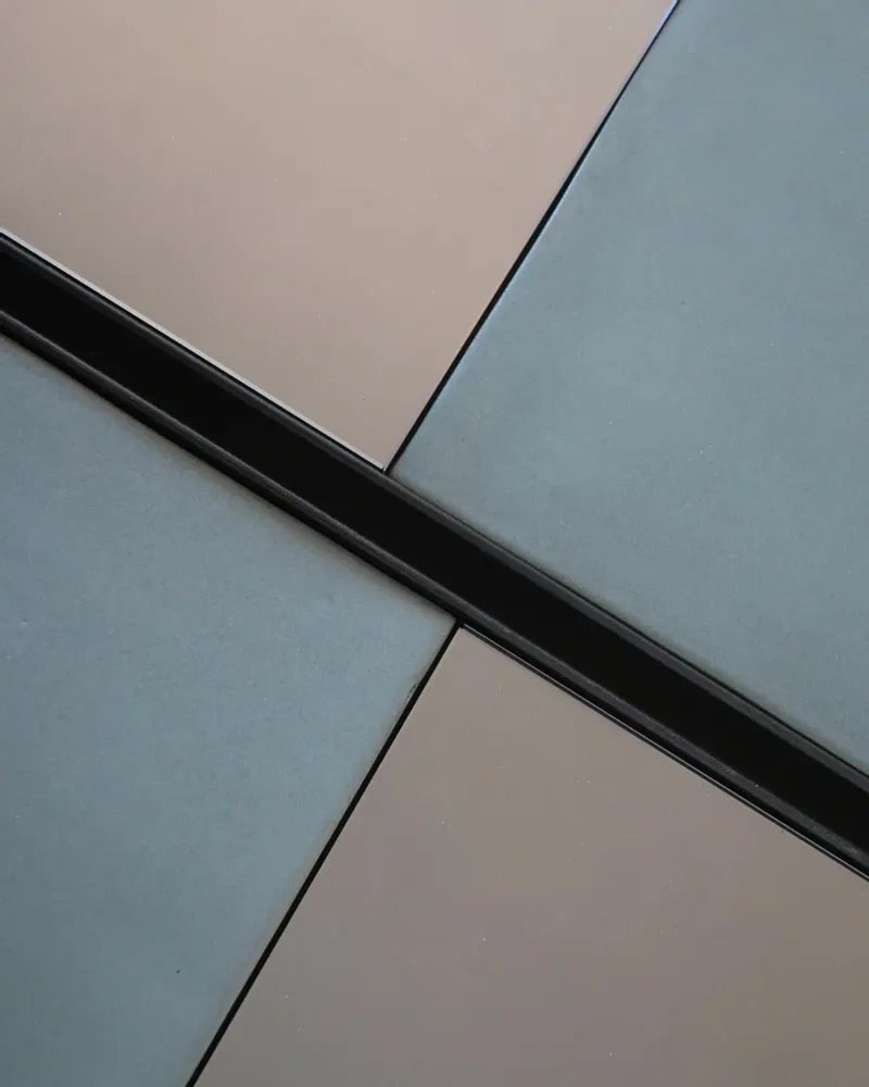 Mirrors - MINEO II - ORRE STUDIO