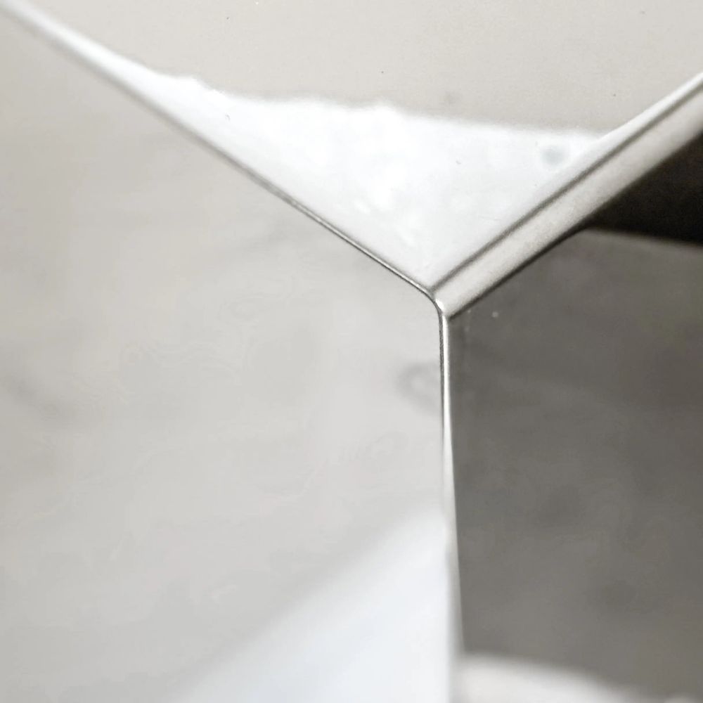 Table lamps - Minimalistic Table Lamp [LINEE] - CASE STUDIOS