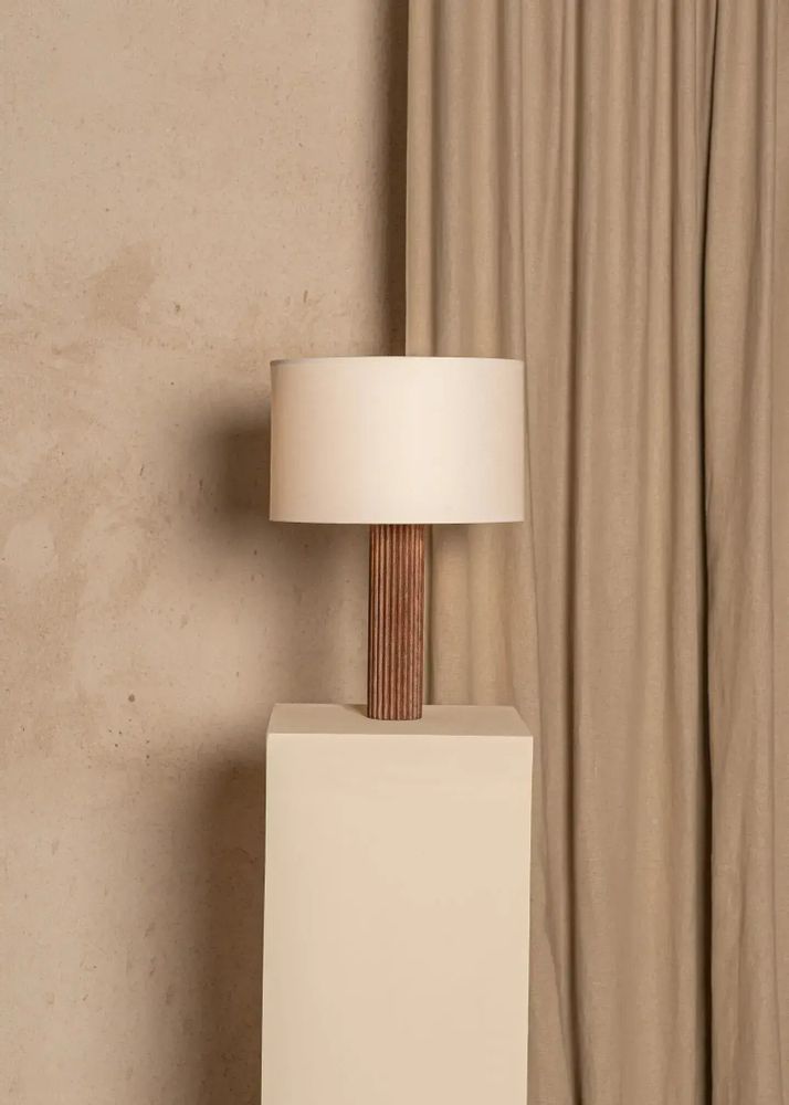 Lampes à poser - Fluta (Bois de Noyer) - SIMONE & MARCEL