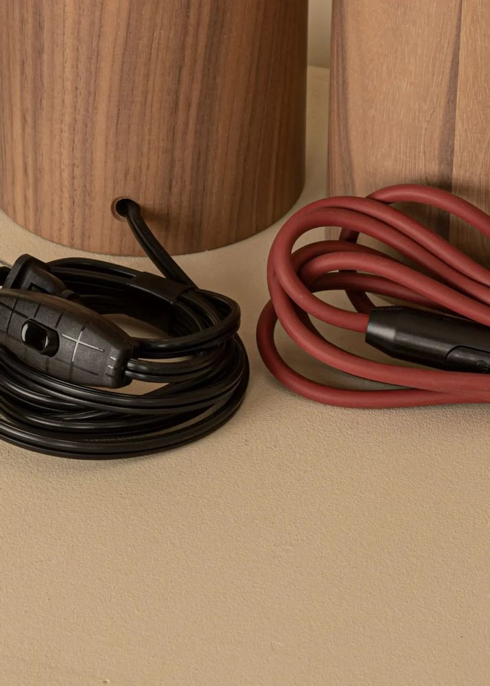 Lampes à poser - Pipo Okla (Bois de Noyer) - SIMONE & MARCEL