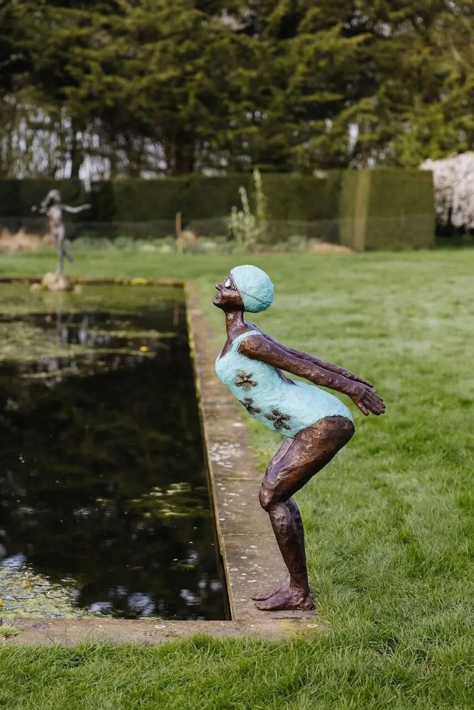 Outdoor decorative accessories - Swimming sculptures - DAWN CONN SCULPTURE LIMITED