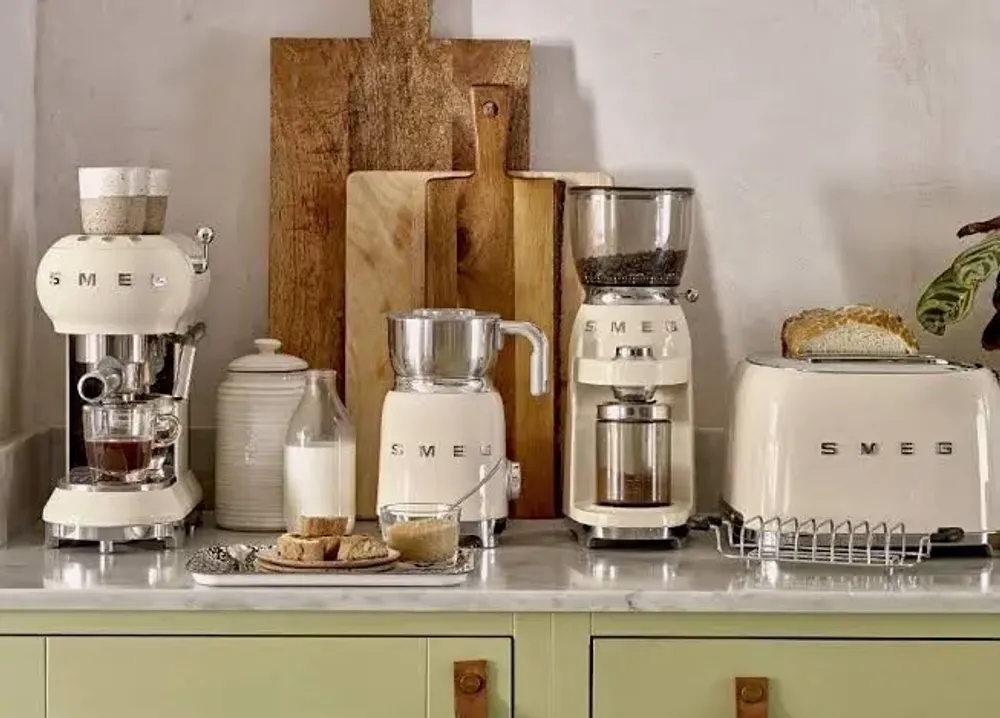 Petit électroménager - SMEG - BASTIDE 1880