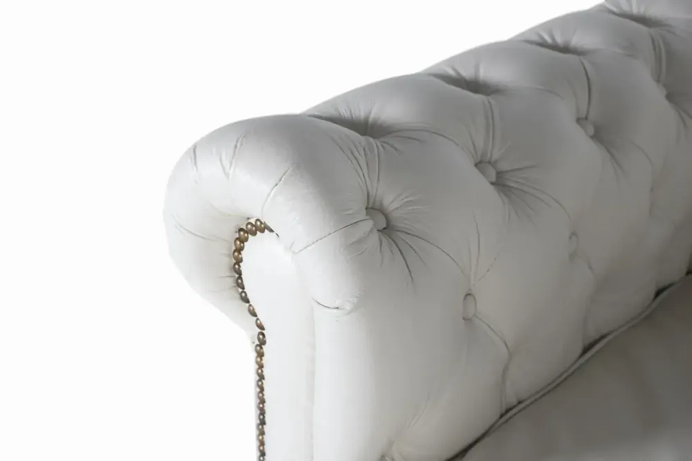 Armchairs - Single-seater Chester armchair covered in natural leather with white finish - GINER Y COLOMER