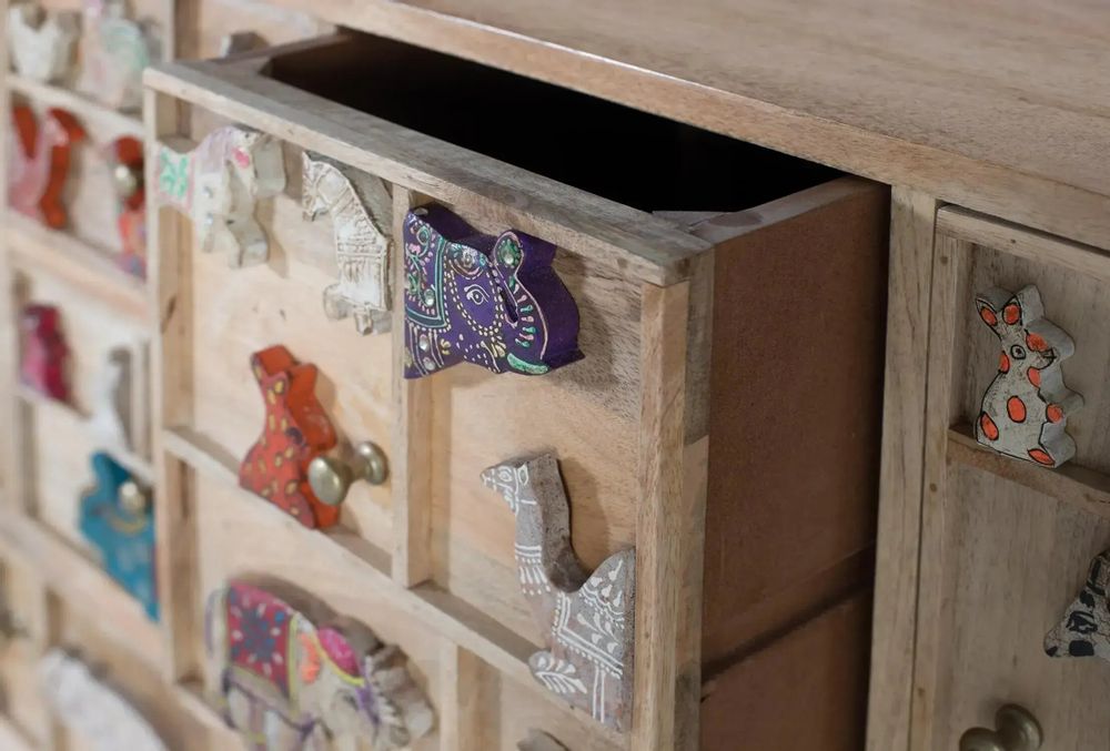 Chests of drawers - Natural mango wood chest of drawers with original details - GINER Y COLOMER