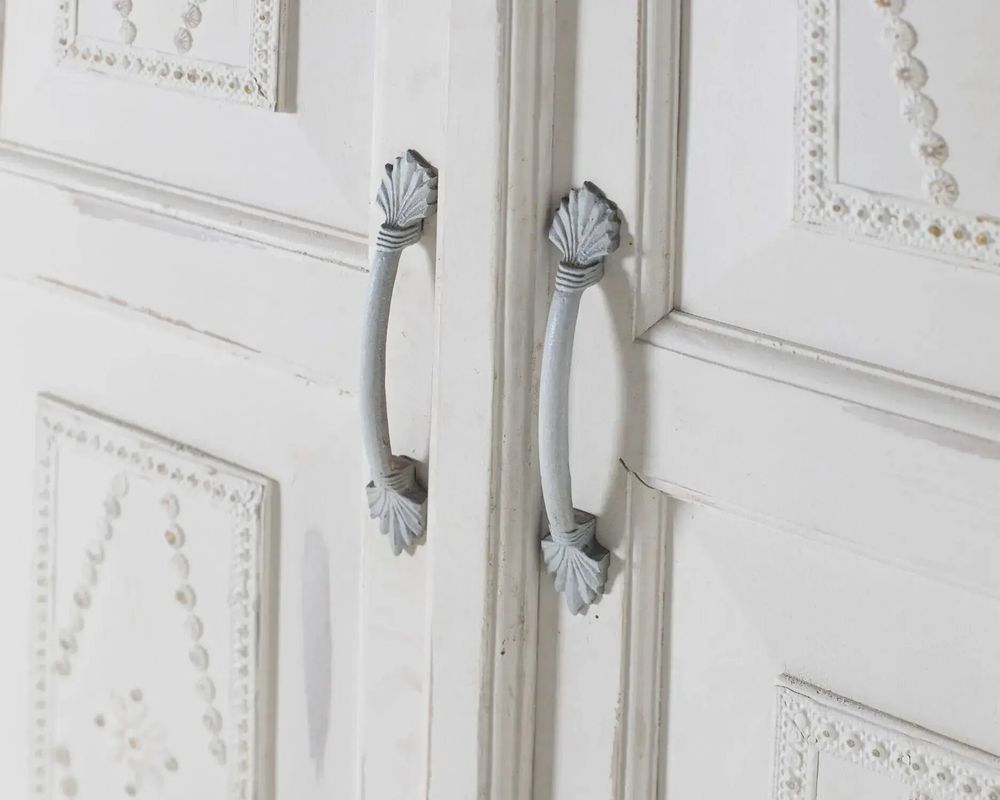 Armoires - Armoire 2 portes fabriquée à la main en bois de manguier - GINER Y COLOMER