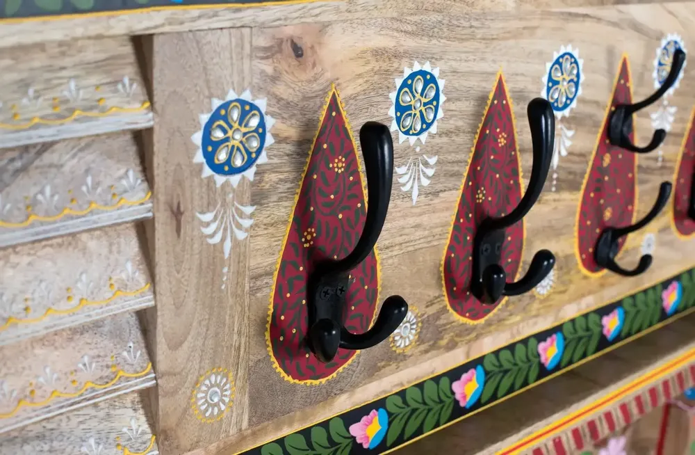 Other wall decoration - Hand painted mango wood wall coat rack - GINER Y COLOMER