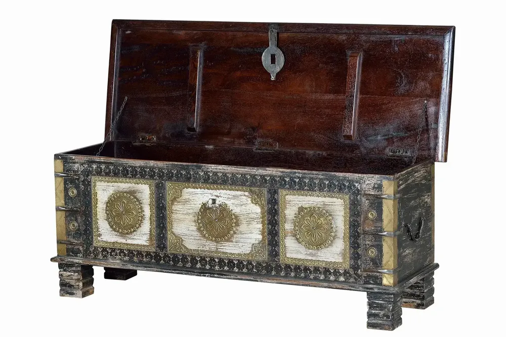 Boîtes de rangement - Coffre en bois de manguier et détails en bronze - GINER Y COLOMER