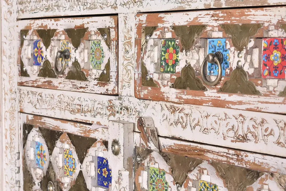 Wardrobe - Mango wood cabinet with ceramic and bronze details - GINER Y COLOMER