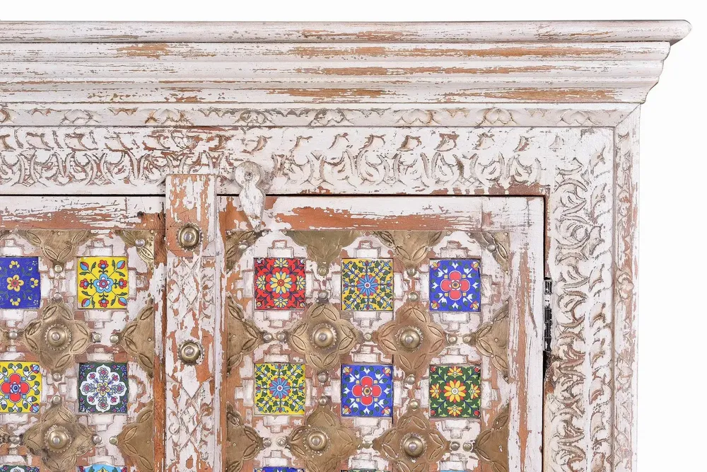 Wardrobe - Mango wood cabinet with ceramic and bronze details - GINER Y COLOMER