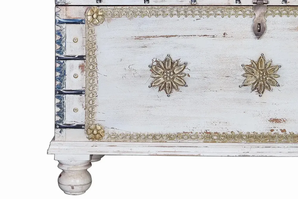 Boîtes de rangement - Coffre ancien en bois de manguier blanc cassé - GINER Y COLOMER
