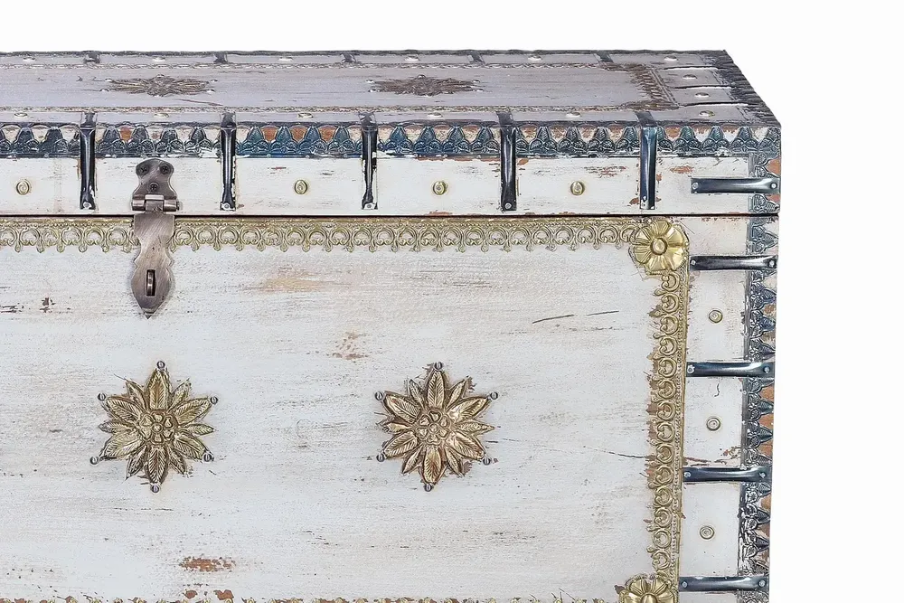 Boîtes de rangement - Coffre ancien en bois de manguier blanc cassé - GINER Y COLOMER