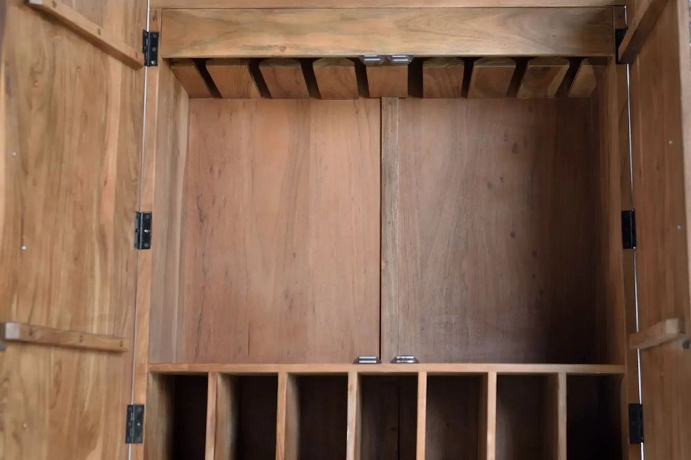 Wardrobe - Hand-carved acacia wood bottle cabinet - GINER Y COLOMER