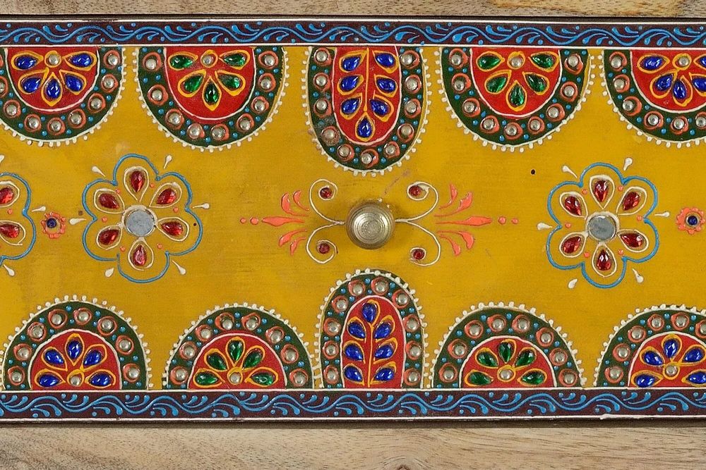 Chests of drawers - Mango wood chest of drawers with hand-painted multi-colored details - GINER Y COLOMER