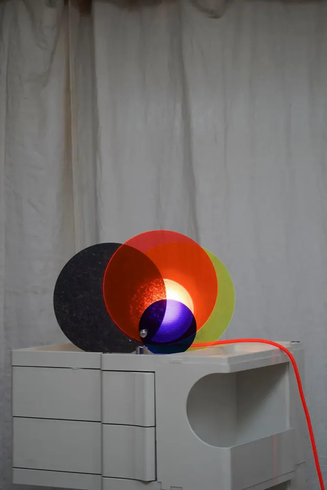 Design objects - Halo lamp - 2-in-1 colored lamp Made in France in recycled plastic - RAYON VERT STUDIO