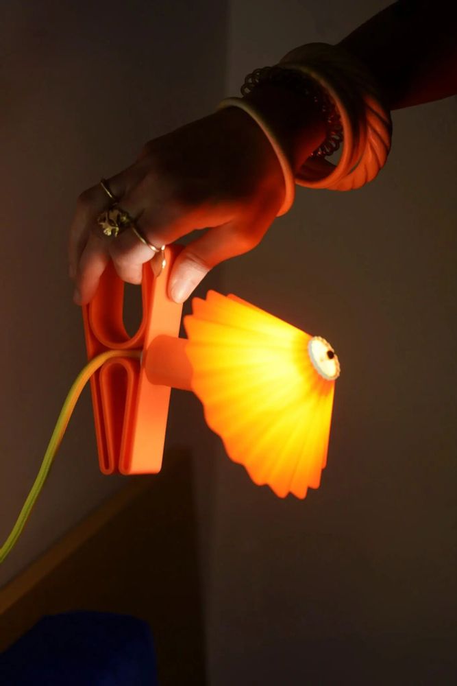 Objets design - Lampe parasol - Lampe pince Made in France en plastique bio-sourcé - RAYON VERT STUDIO