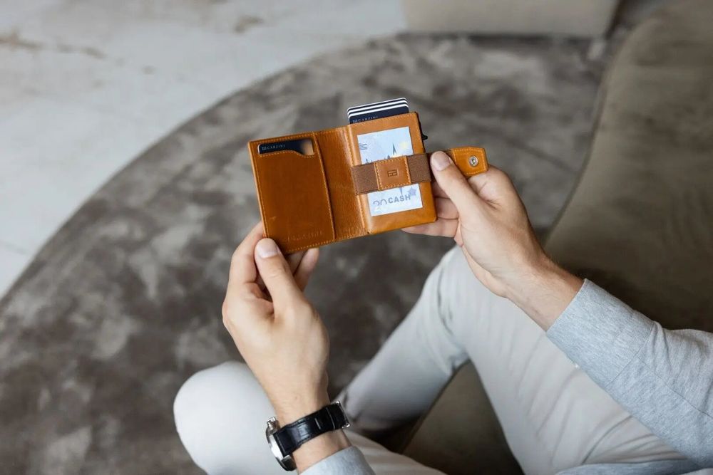 Leather goods - Garzini Metal Wallet - 10 cards - GARZINI