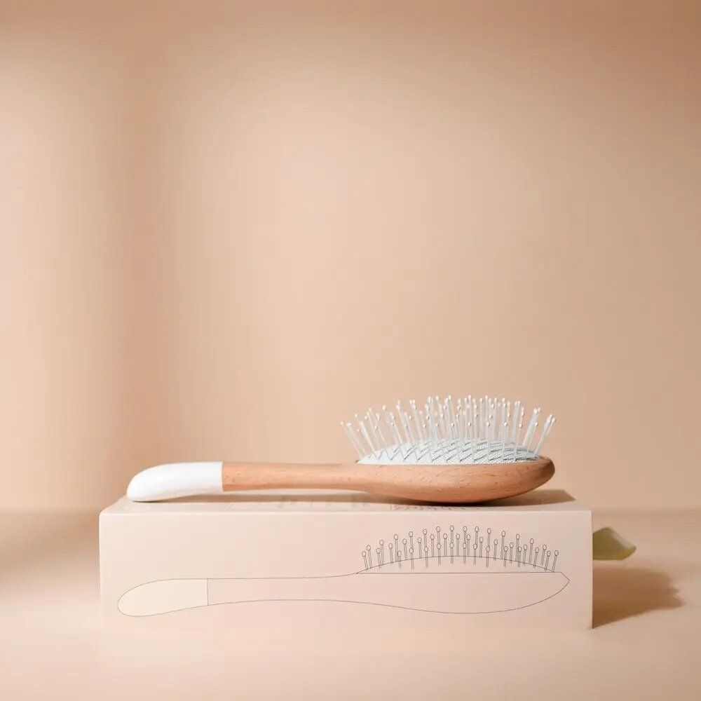 Beauty products - Detangling and volumizing hairbrush - BACHCA