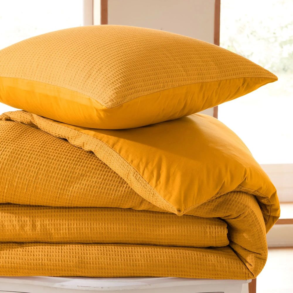 Linge de lit - Parure de couette 140x200cm + 1 taie d'oreiller 65X65cm nid d'abeille Curry - COTON PUR
