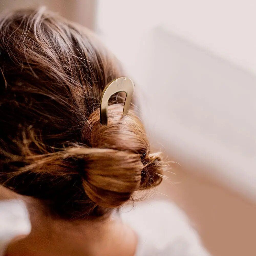 Hair accessories - Gold metal bun peak - BACHCA