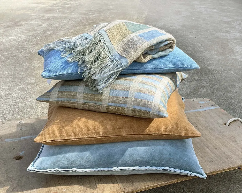 Throw blankets - Throw Sienna Blue - ML FABRICS