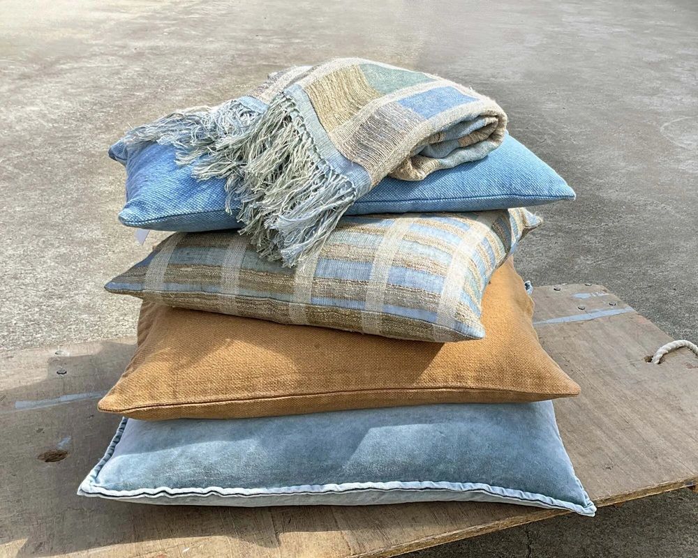Throw blankets - Throw Sienna Blue - ML FABRICS