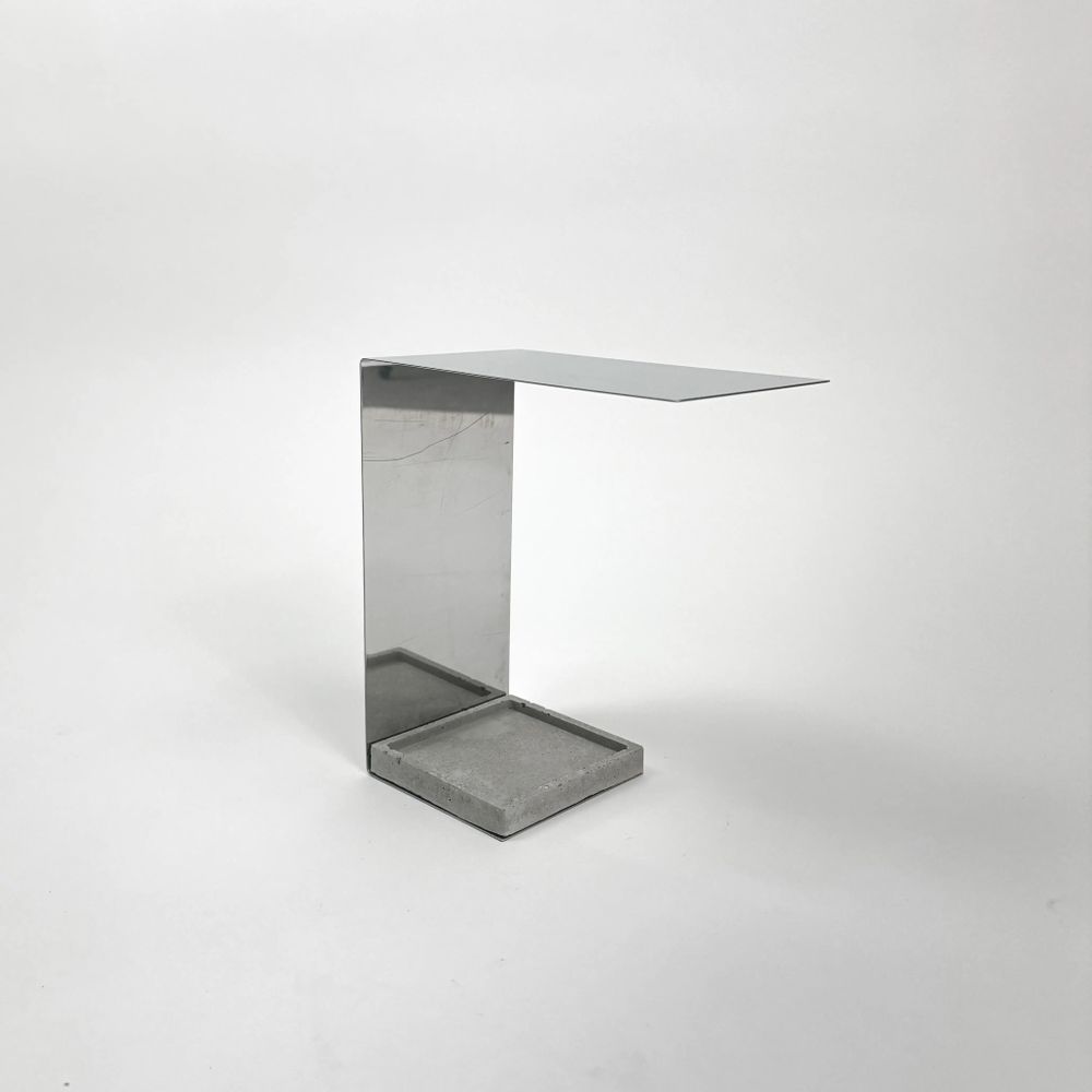 Table lamps - Minimalistic Table Lamp [LINEE] - CASE STUDIOS