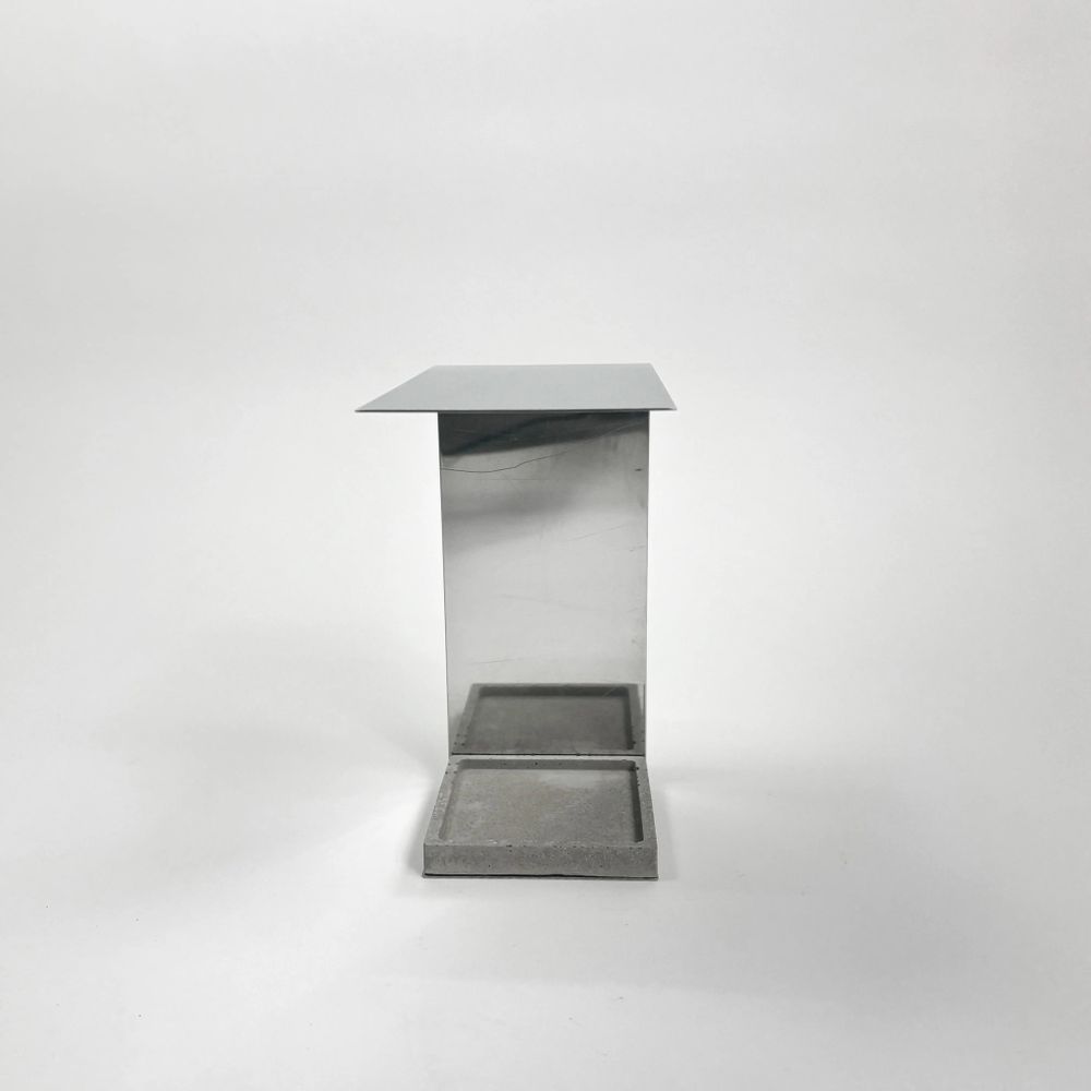 Table lamps - Minimalistic Table Lamp [LINEE] - CASE STUDIOS