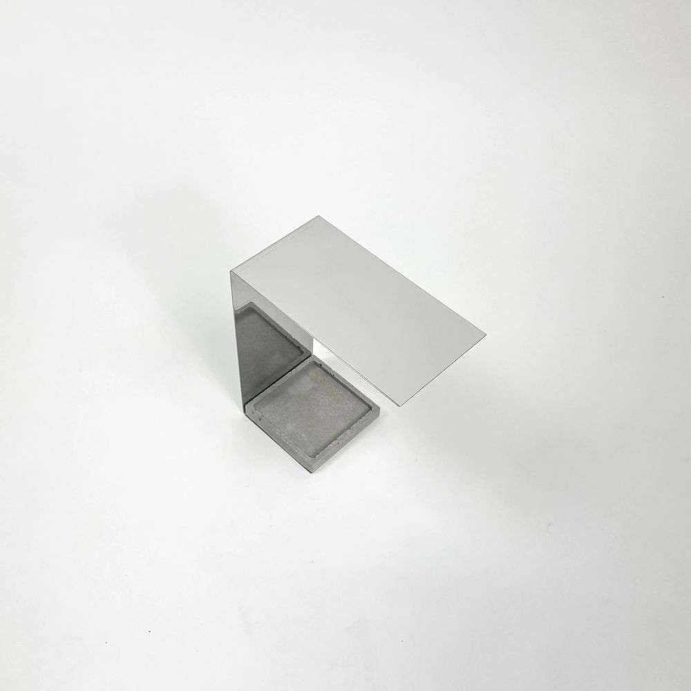 Table lamps - Minimalistic Table Lamp [LINEE] - CASE STUDIOS